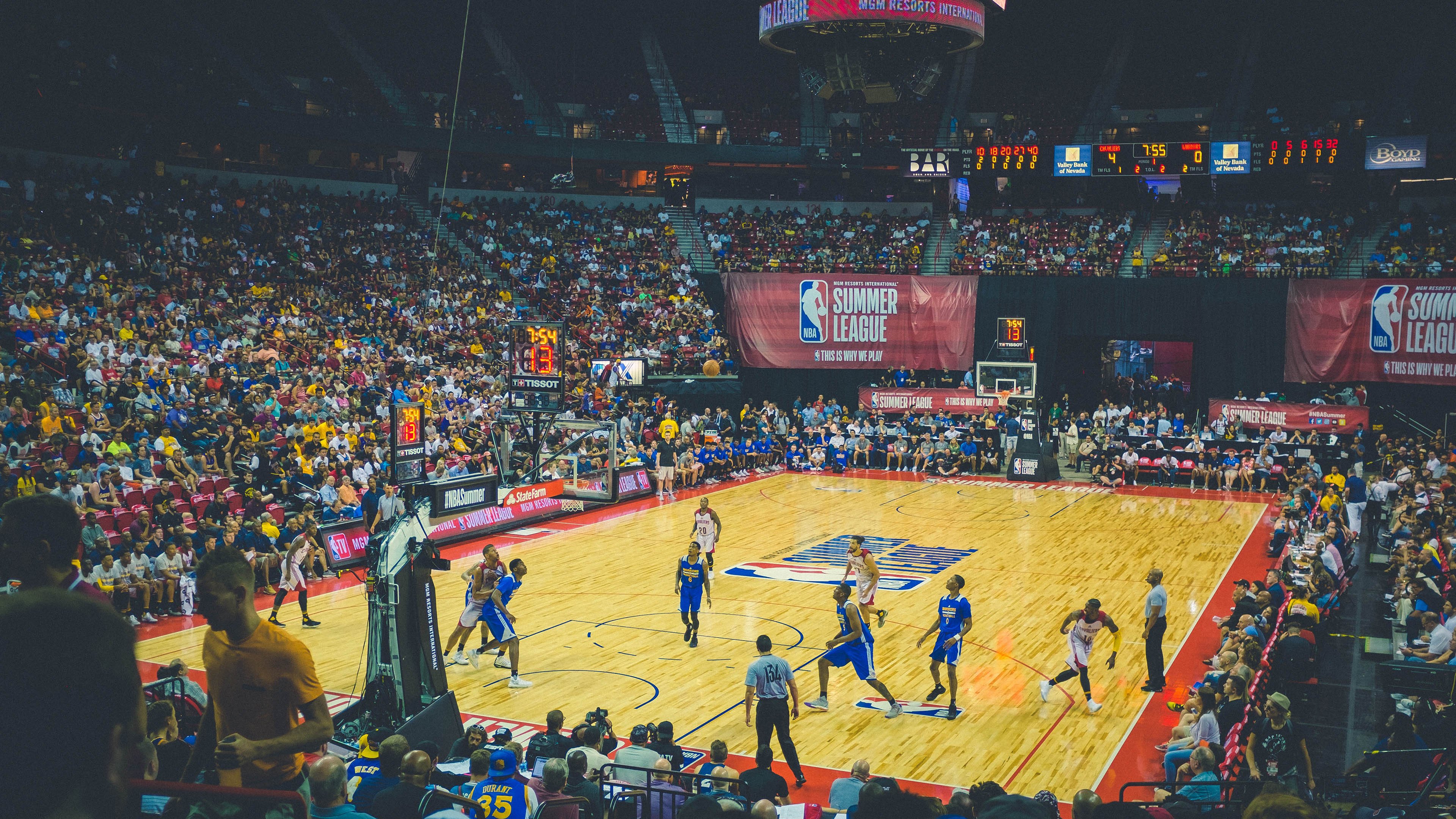 勇士队历史纪录继续刷新,联盟领头羊,勇士队历年战绩